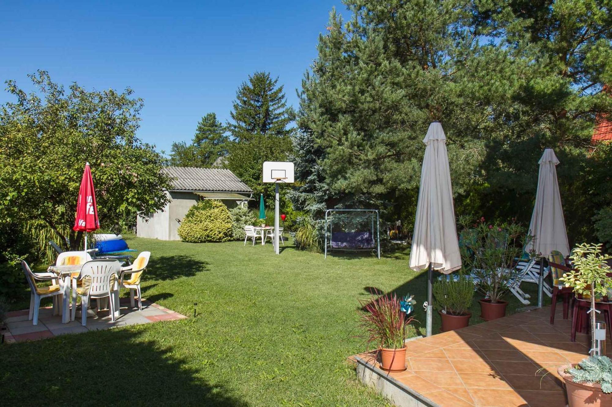 Holiday Home In Balatonkeresztur 40862 Exterior photo